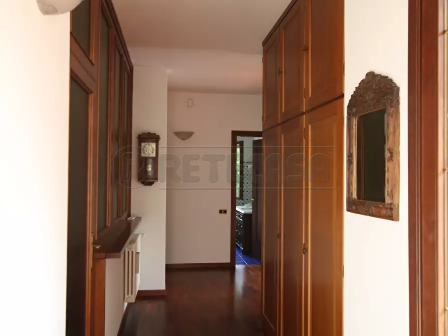 Immagine 25 di Villa in affitto  in Via San Rocco a Arcugnano
