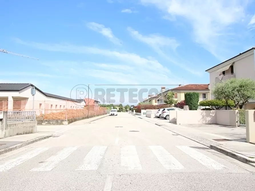 Immagine 18 di Porzione di casa in vendita  in Via Dante Alighieri a Longare