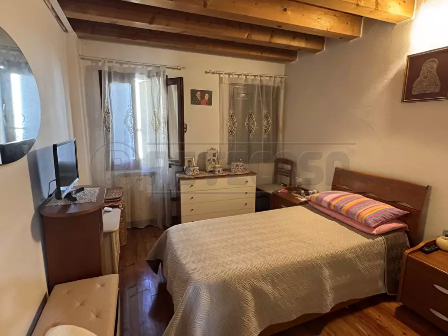 Immagine 11 di Bilocale in vendita  a Chioggia