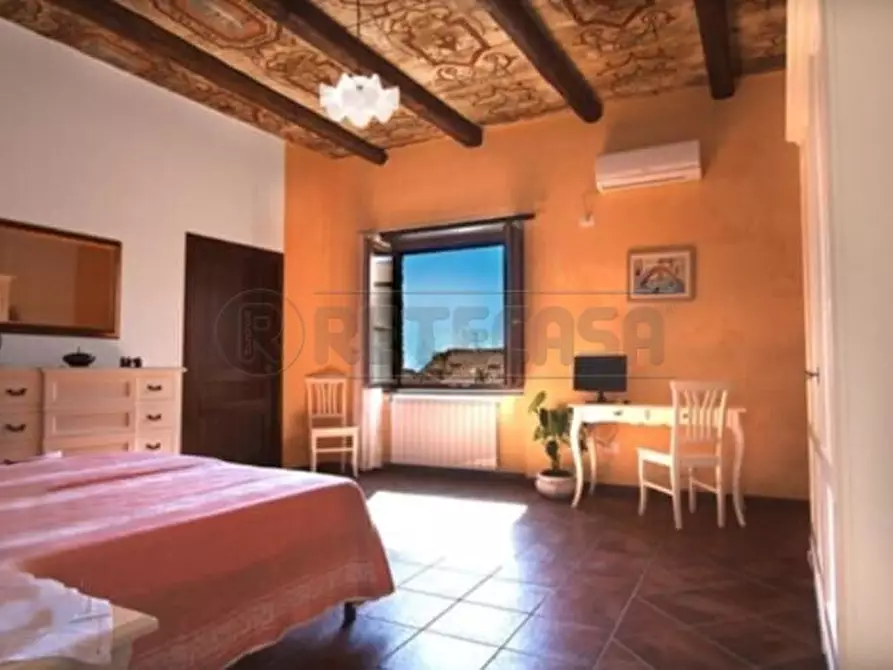 Immagine 13 di Agriturismo in vendita  a Castelvetrano