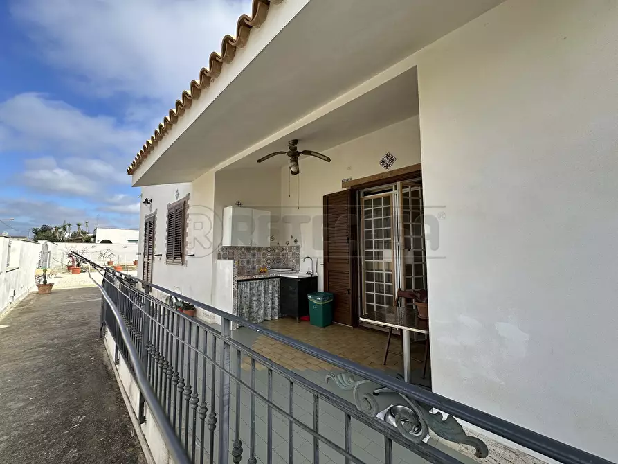 Immagine 8 di Villa in vendita  a Campobello Di Mazara