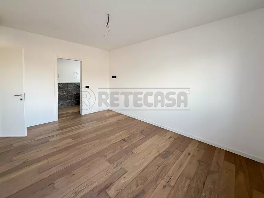 Immagine 8 di Appartamento in vendita  in Via F. Magellano a Creazzo