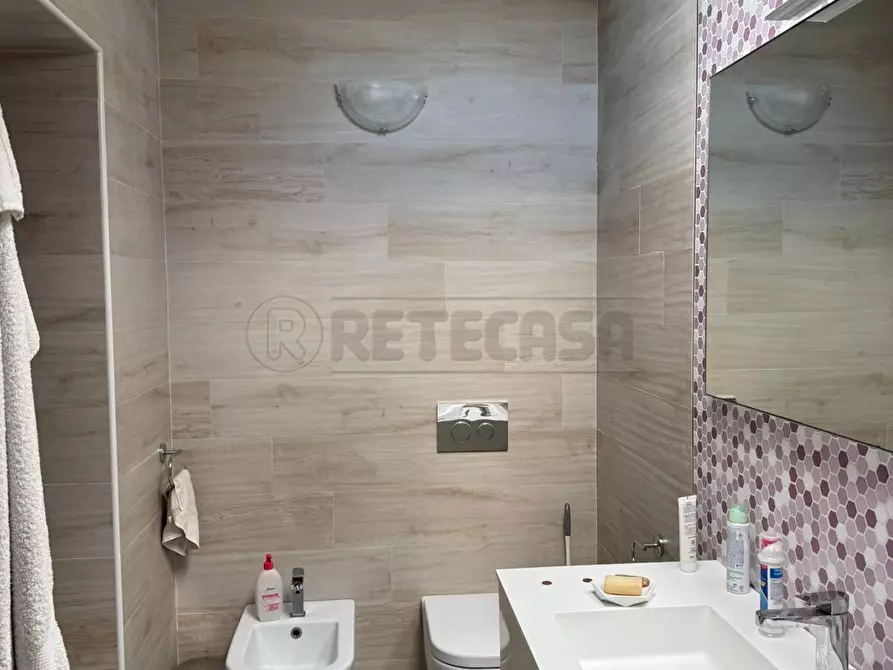 Immagine 15 di Casa bifamiliare in vendita  in Via Giulio Cesare 2 a Desenzano Del Garda