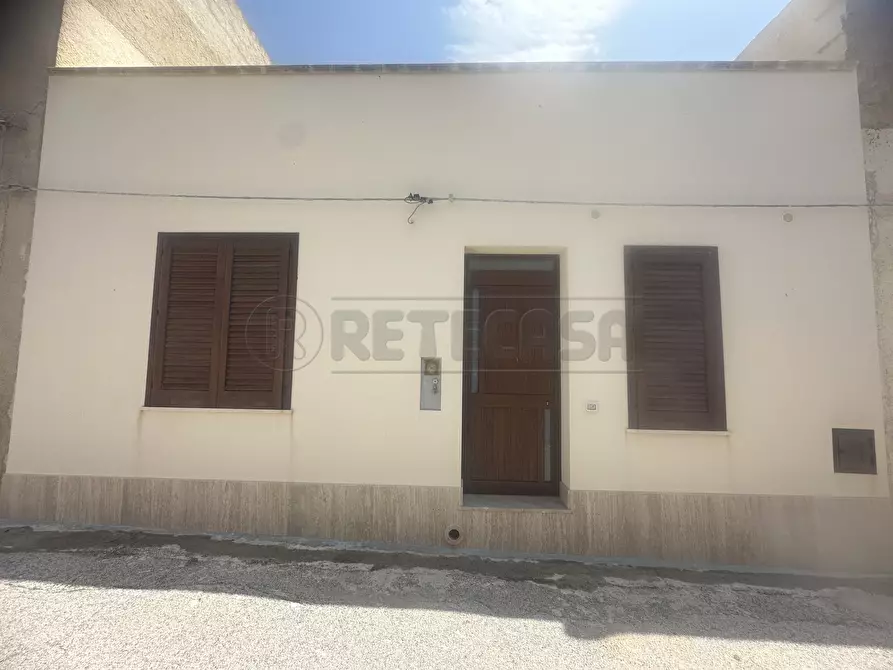 Immagine 4 di Casa indipendente in vendita  a Campobello Di Mazara