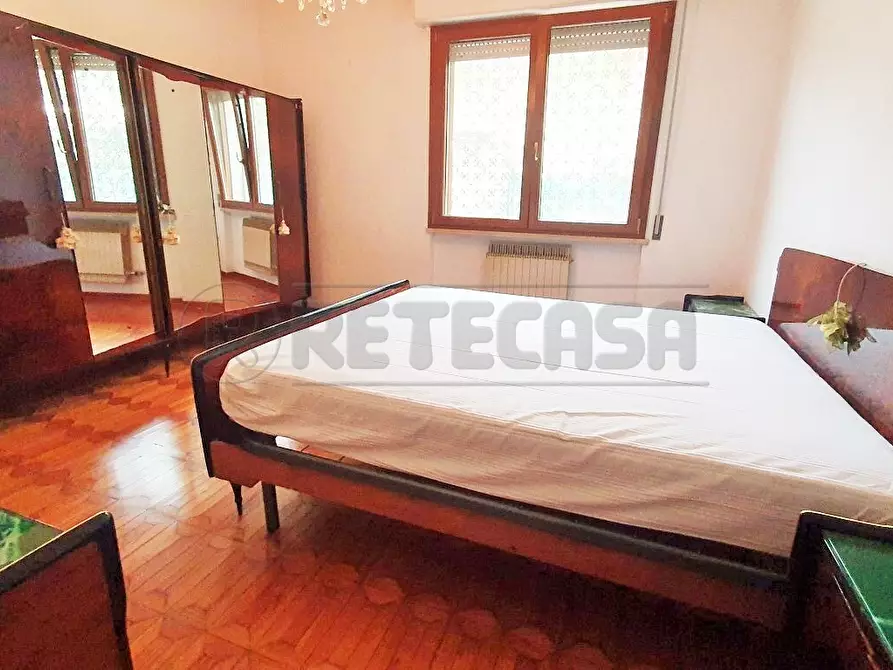 Immagine 13 di Casa bifamiliare in vendita  a Viareggio