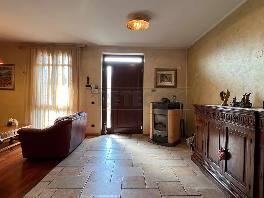 Immagine 4 di Porzione di casa in vendita  a Sarego