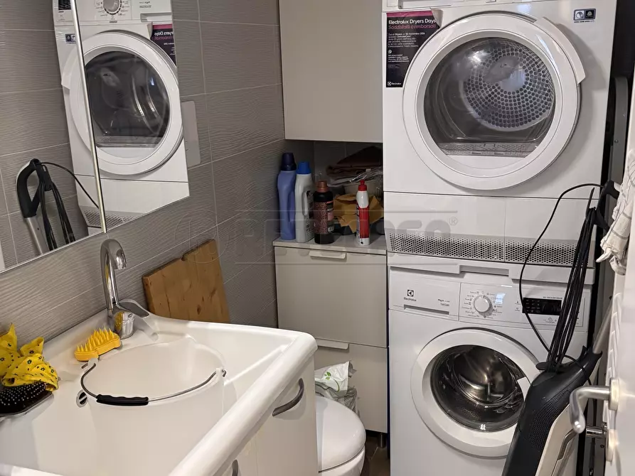 Immagine 20 di Trilocale in affitto  in Via Alberto Bolognetti 6 a Salerno