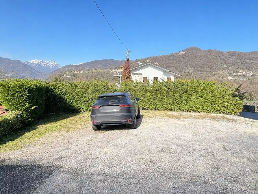 Immagine 5 di Casa semindipendente in vendita  in Via Dottor Domenico dal Lago 9 a Valdagno