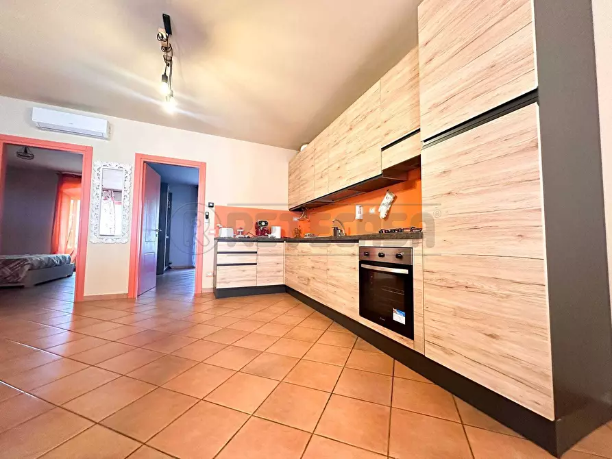 Immagine 2 di Trilocale in vendita  in Via Vaccarolo a Desenzano Del Garda