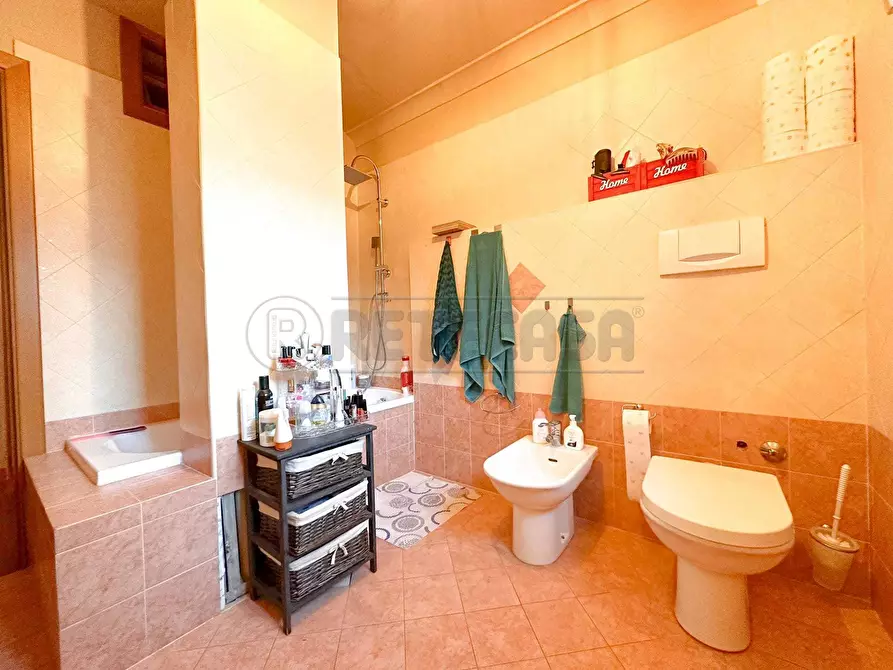 Immagine 12 di Quadrilocale in vendita  in Via Papa Giovanni XXIII a Desenzano Del Garda