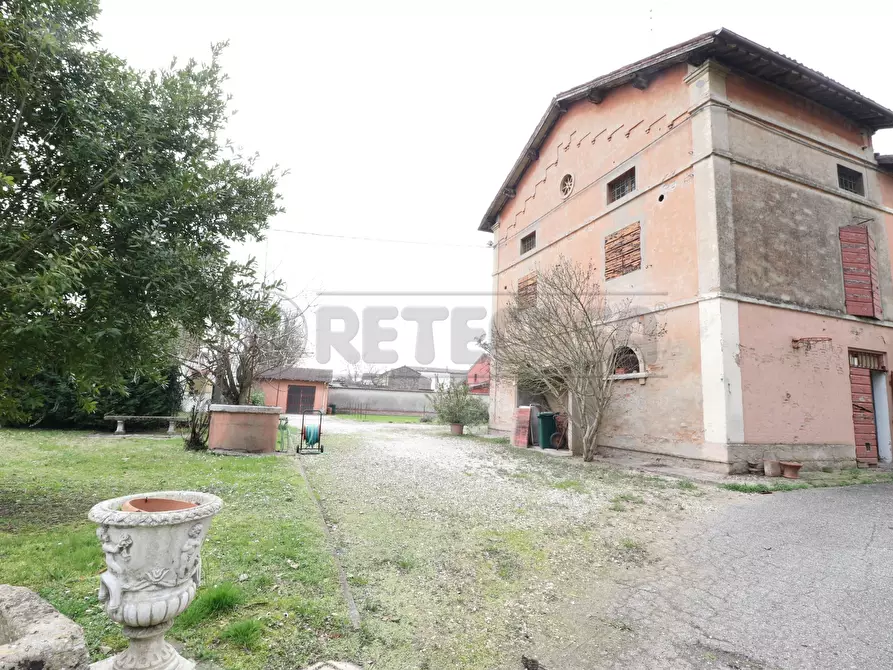 Immagine 22 di Appartamento in vendita  in Via Madonna della Pioppa 25 a Bondeno