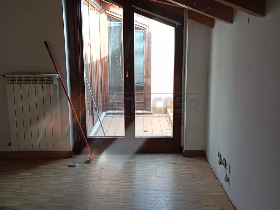 Immagine 15 di Trilocale in vendita  a Bergamo