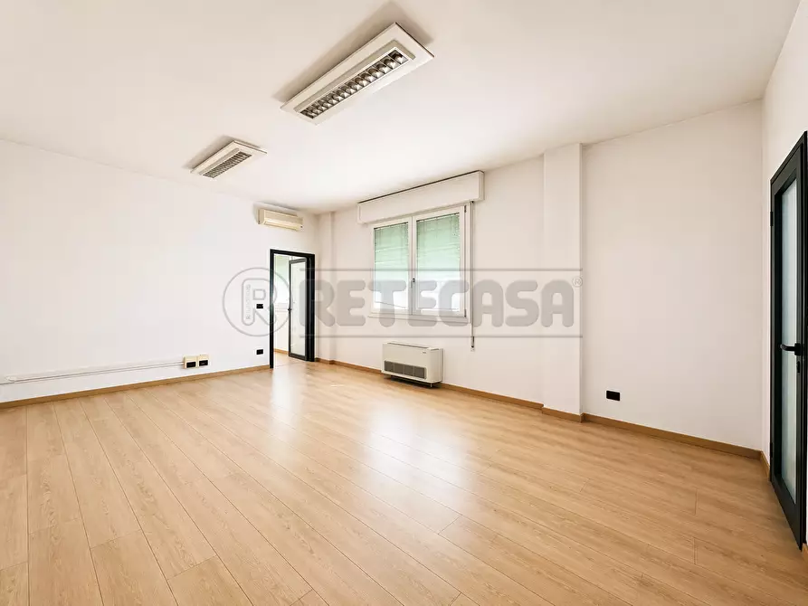 Immagine 1 di Ufficio in affitto  in Via dei Colli 33 a Padova