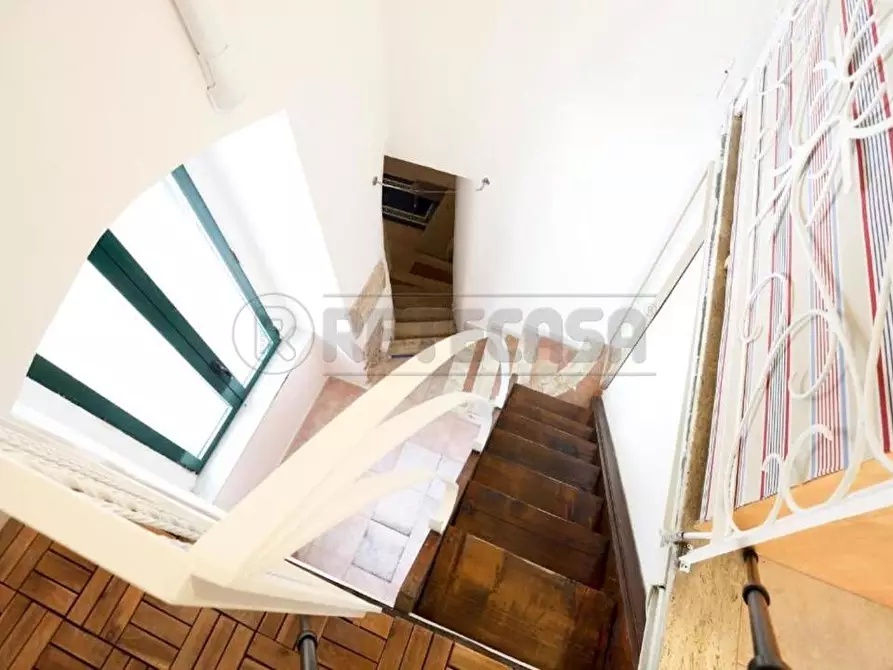 Immagine 12 di Bilocale in affitto  in Via fra Giovanni da Salerno 5 a Salerno