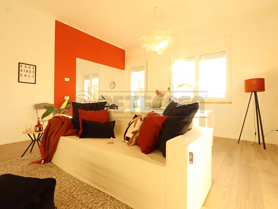 Immagine 2 di Trilocale in vendita  in Via Giovanni Picutti a Vicenza