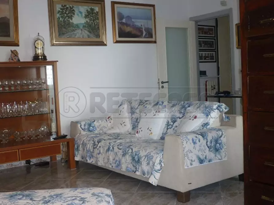 Immagine 11 di Bilocale in vendita  in Via Mazzarella 29 a Gallipoli