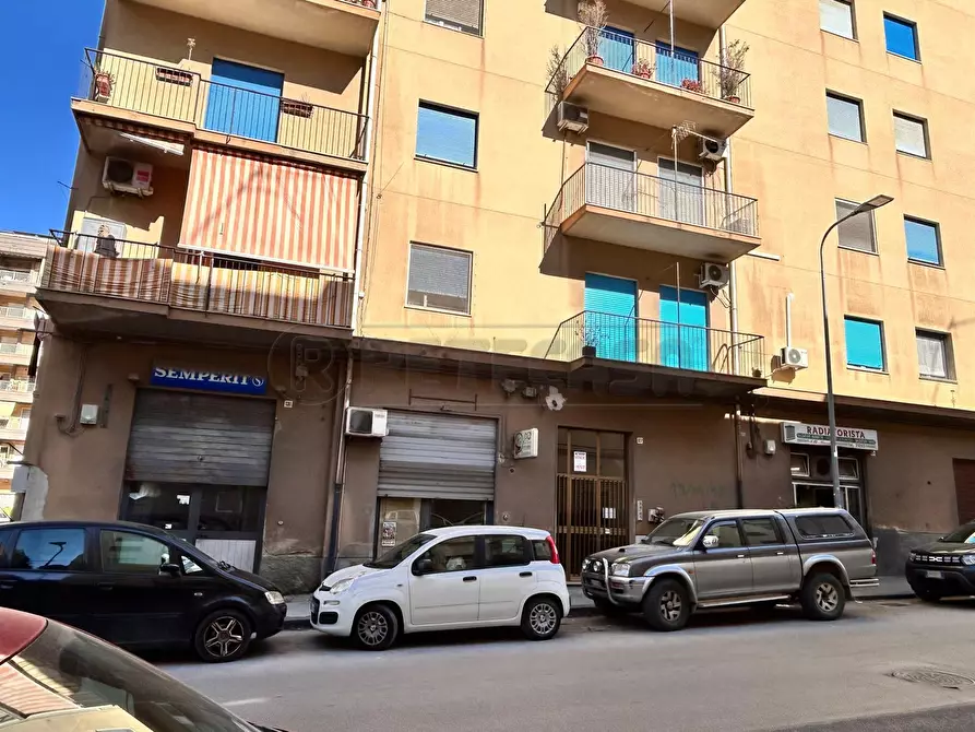 Immagine 17 di Trilocale in vendita  in Via Napoleone Colajanni 127 a Caltanissetta