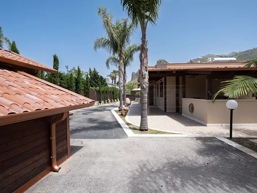 Immagine 17 di Villa in vendita  a Castellammare Del Golfo