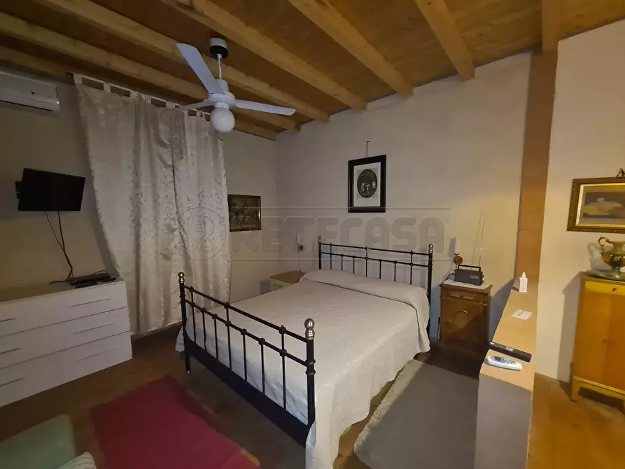 Immagine 24 di Rustico / casale in vendita  in Via Pizzighettone a Sesto Ed Uniti