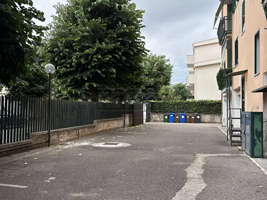 Immagine 51 di Pentalocale in vendita  in Via de Sanctis a Marcianise
