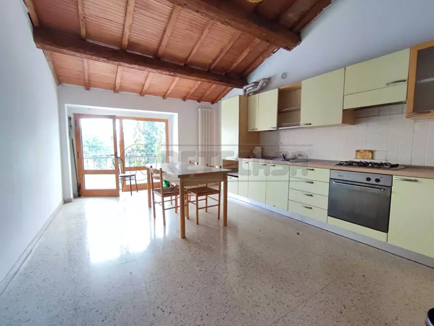 Immagine 3 di Bilocale in vendita  in Via Canova 6 a Gambellara