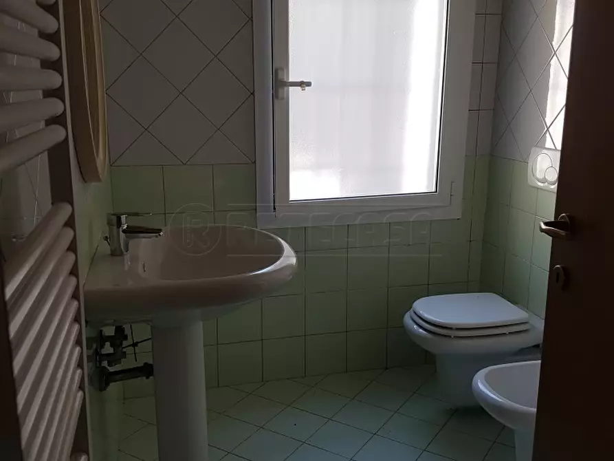 Immagine 5 di Bilocale in vendita  in Via Edmondo De Amicis 26 a Bondeno