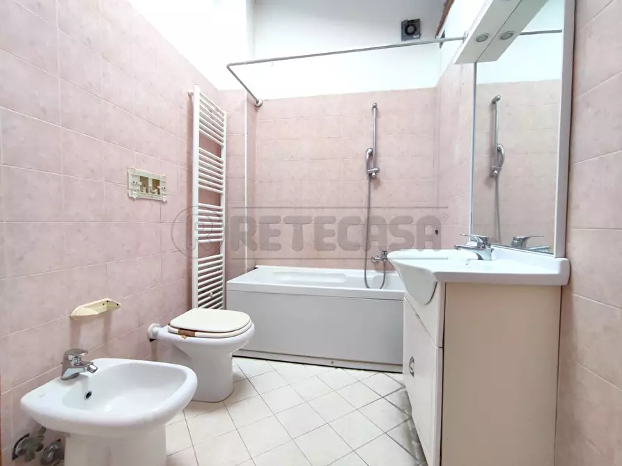 Immagine 6 di Bilocale in vendita  in Via Canova 6 a Gambellara