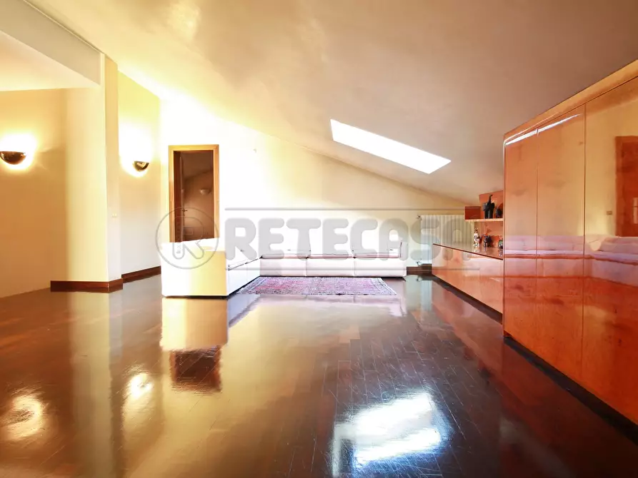 Immagine 32 di Villa in vendita  in VIA GIACOMO LEOPARDI 2 a Arzignano