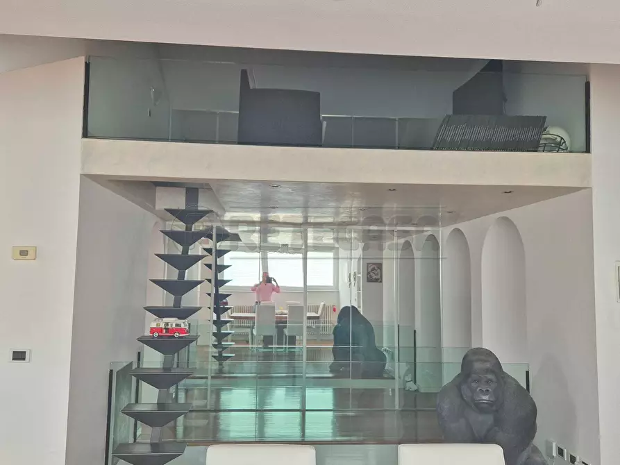 Immagine 11 di Quadrilocale in vendita  a Bergamo