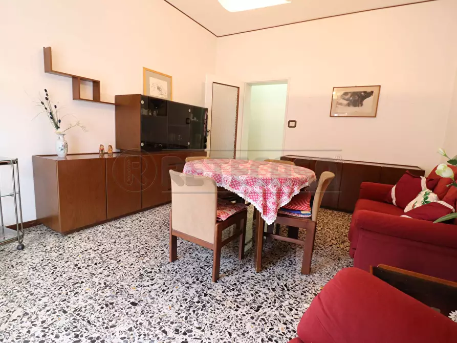 Immagine 5 di Trilocale in vendita  in Via Giuseppe Compagnoni 117 a Ferrara