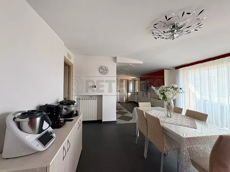 Immagine 55 di Mansarda in vendita  in Via Nicola Gaglione a Marcianise