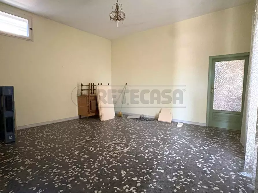 Immagine 13 di Casa bifamiliare in vendita  in Via Giuseppe Verdi 101 a Marcianise