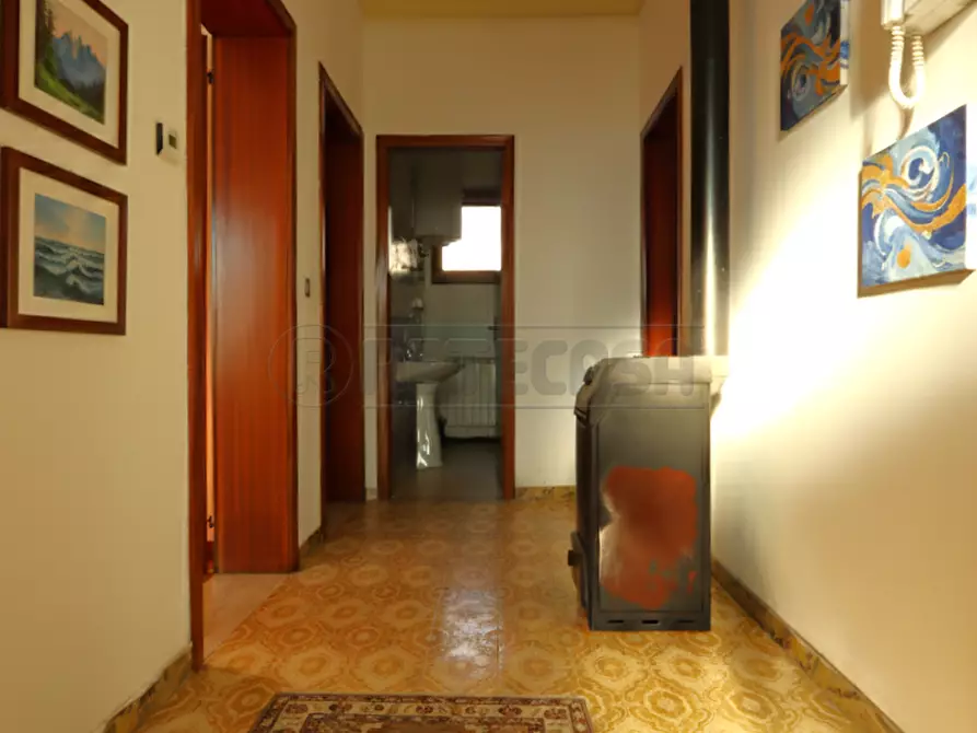 Immagine 4 di Bilocale in vendita  in Via Bugano a Longare