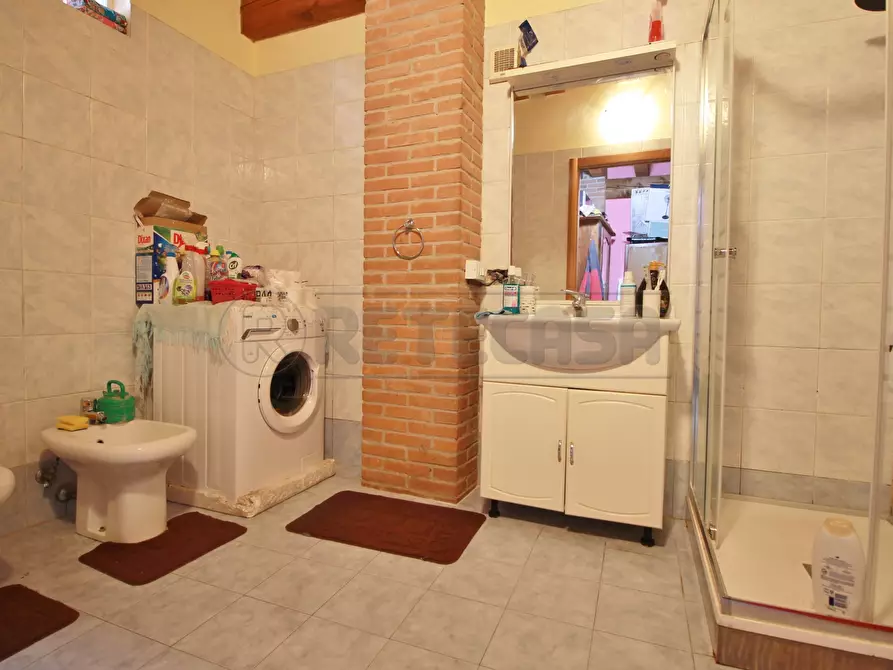 Immagine 7 di Bilocale in vendita  in Via Canova 6 a Gambellara