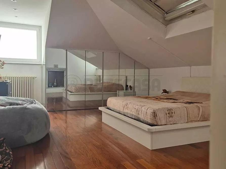 Immagine 13 di Quadrilocale in vendita  a Bergamo