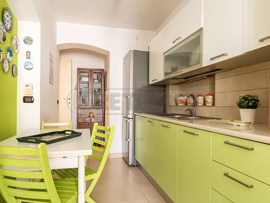 Immagine 6 di Bilocale in vendita  in Via Aldo Moro 31 a Bisceglie