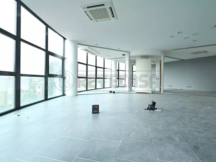 Immagine 14 di Ufficio in affitto  a Vicenza