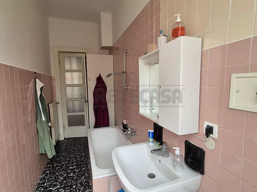 Immagine 17 di Quadrilocale in vendita  in Via Fratelli di Dio a Cremona