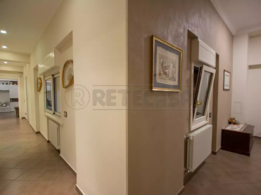 Immagine 8 di Appartamento in vendita  in Viale Regina Margherita 65 a Messina