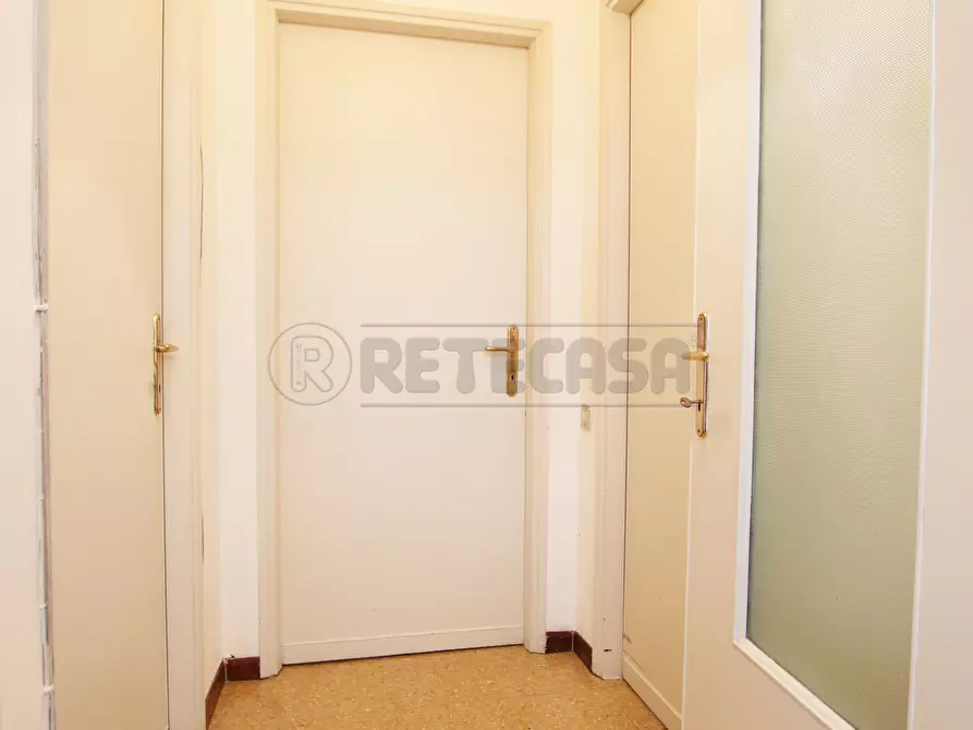 Immagine 15 di Bilocale in vendita  in via einaudi a Vicenza