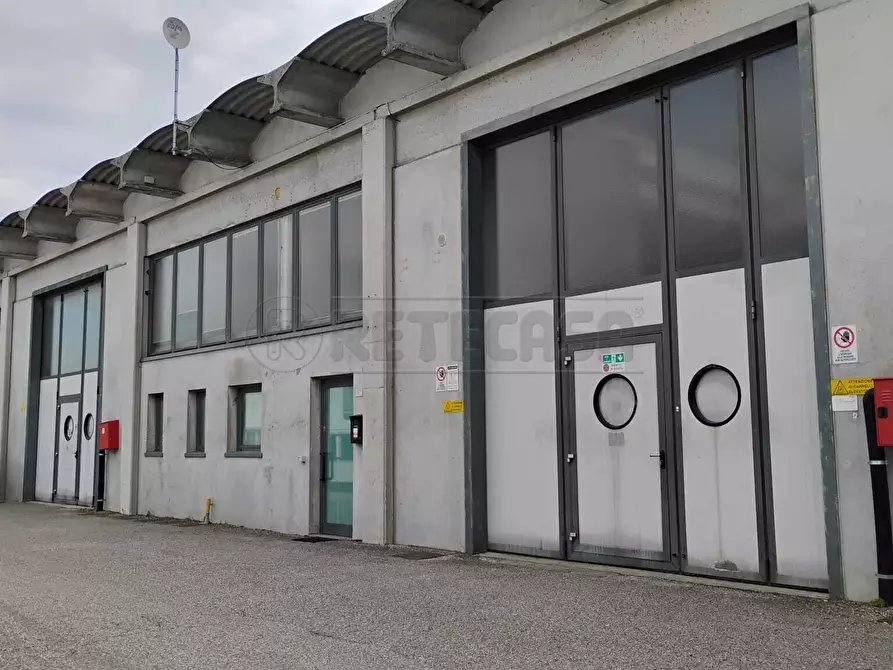Immagine 19 di Attività artigianale in affitto  in Via Cà Sordis a Montebello Vicentino