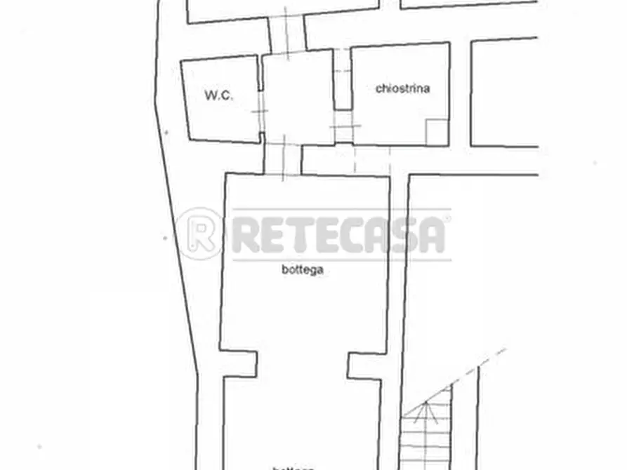 Immagine 11 di Locale commerciale in vendita  in Via Ernesto Cianciolo 74 a Messina