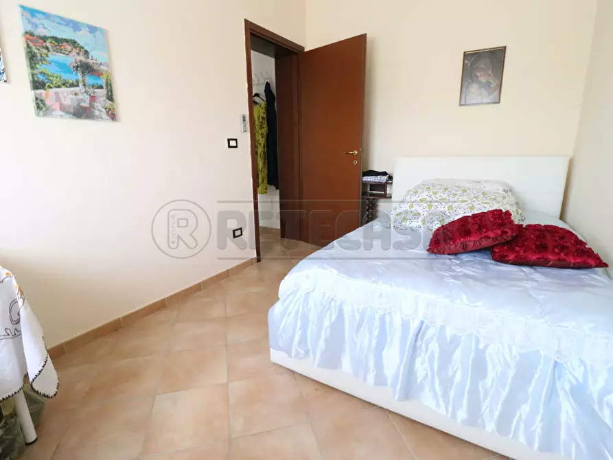 Immagine 13 di Trilocale in vendita  in Via Francesco Cilea 70/1 a Bondeno