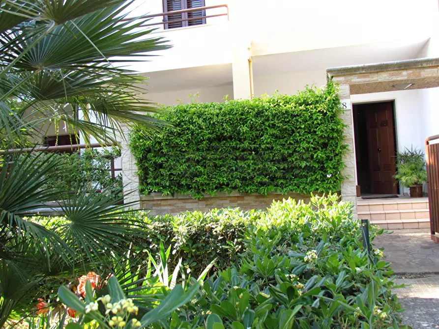 Immagine 6 di Villetta a schiera in vendita  in Via C. Rocci Cerasoli a Gallipoli