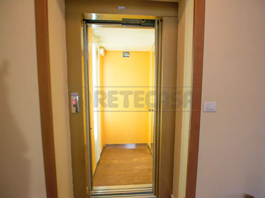 Immagine 3 di Bilocale in vendita  in Via Panoramica dello Stretto km 5.200,00 a Messina