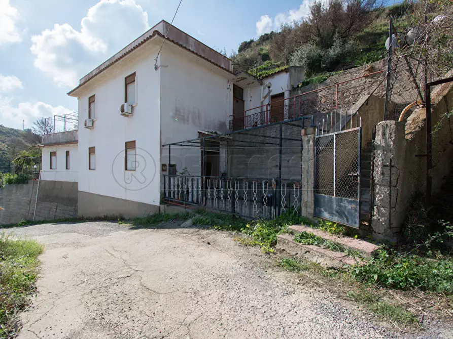 Immagine 35 di Casa indipendente in vendita  in Strada Statale 113 diramazione a Messina