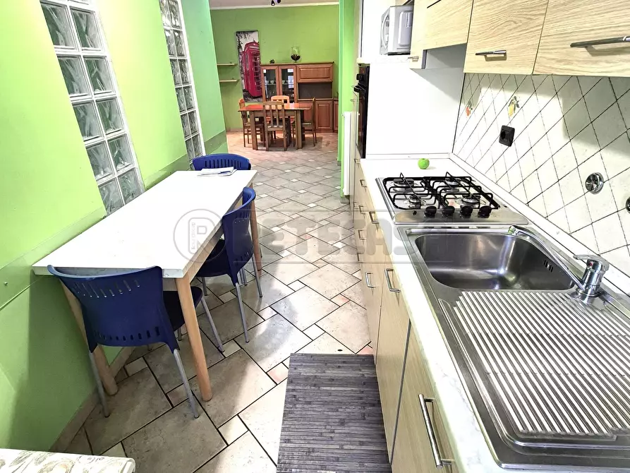 Immagine 16 di Trilocale in affitto  a Pescara