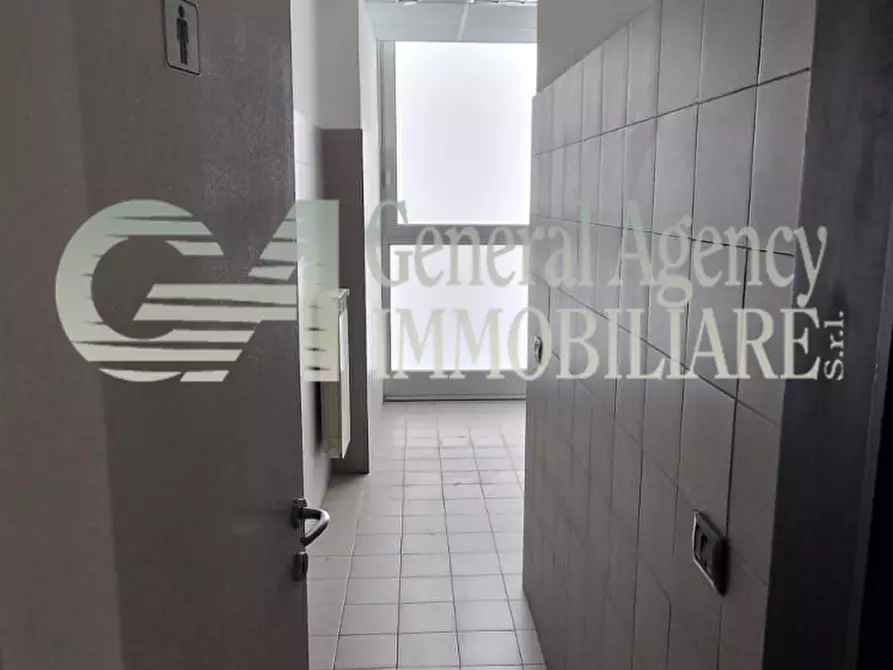 Immagine 37 di Ufficio in affitto  in Piazzale Giulio Douhet 25 a Roma