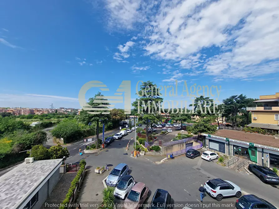 Immagine 42 di Quadrilocale in vendita  in Via di Boccea a Roma