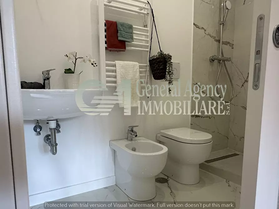 Immagine 3 di Quadrilocale in vendita  in VIA TOLMINO a Roma